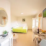 Caza Levantiera Lefkada فيلة