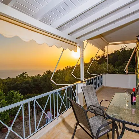 Caza Levantiera Lefkada