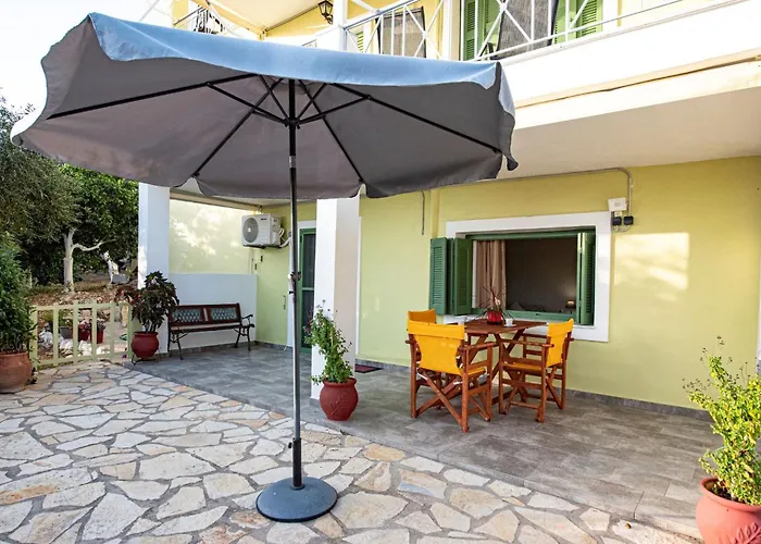 Caza Levantiera Lefkada *